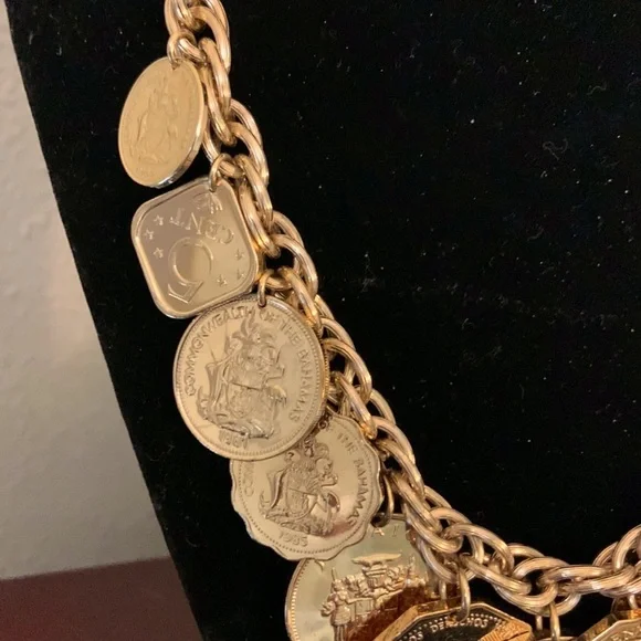 Franklin Mint dipped 24kt plated Gold dipped Carribean Coin Necklace - Picture 5 of 7